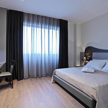Grand Hotel Forlì Екстериор снимка