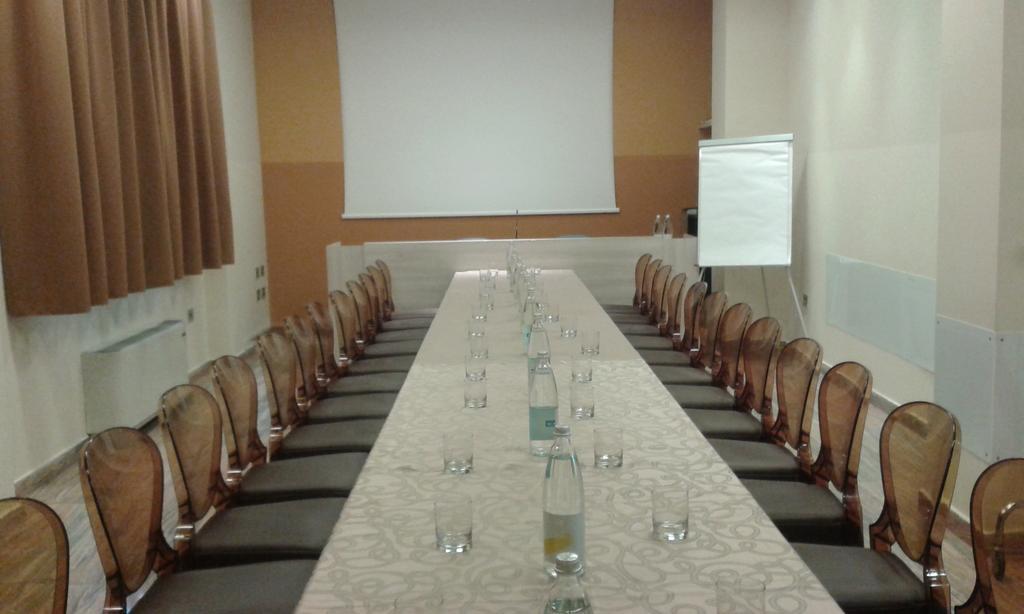 Grand Hotel Forlì Екстериор снимка