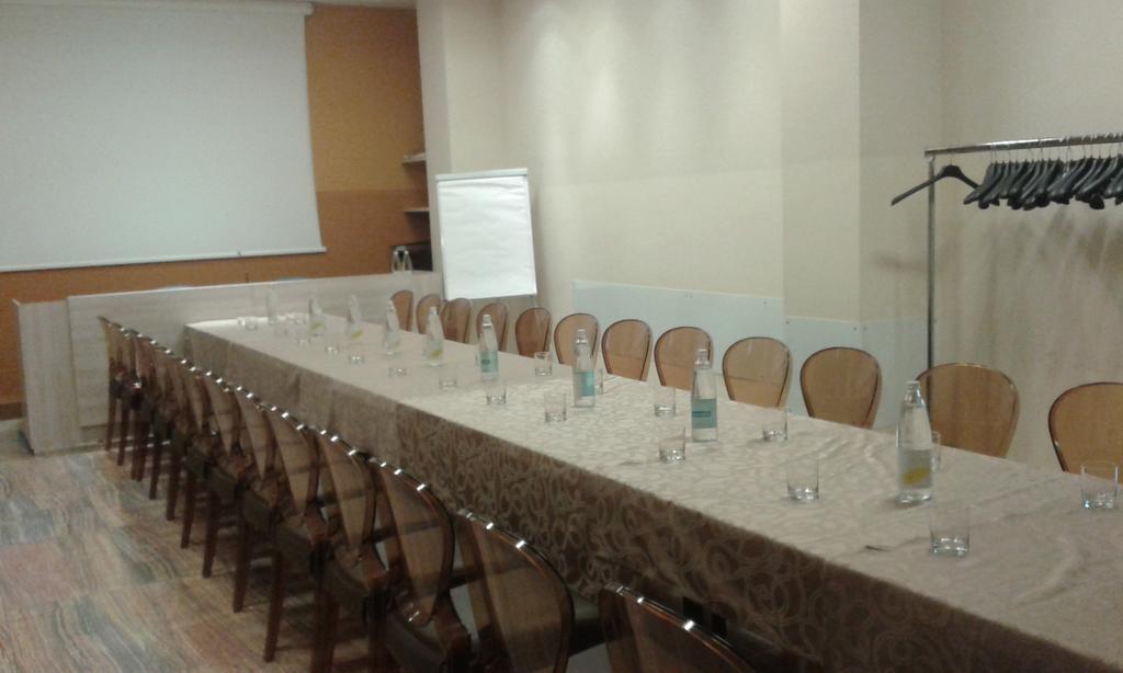 Grand Hotel Forlì Екстериор снимка