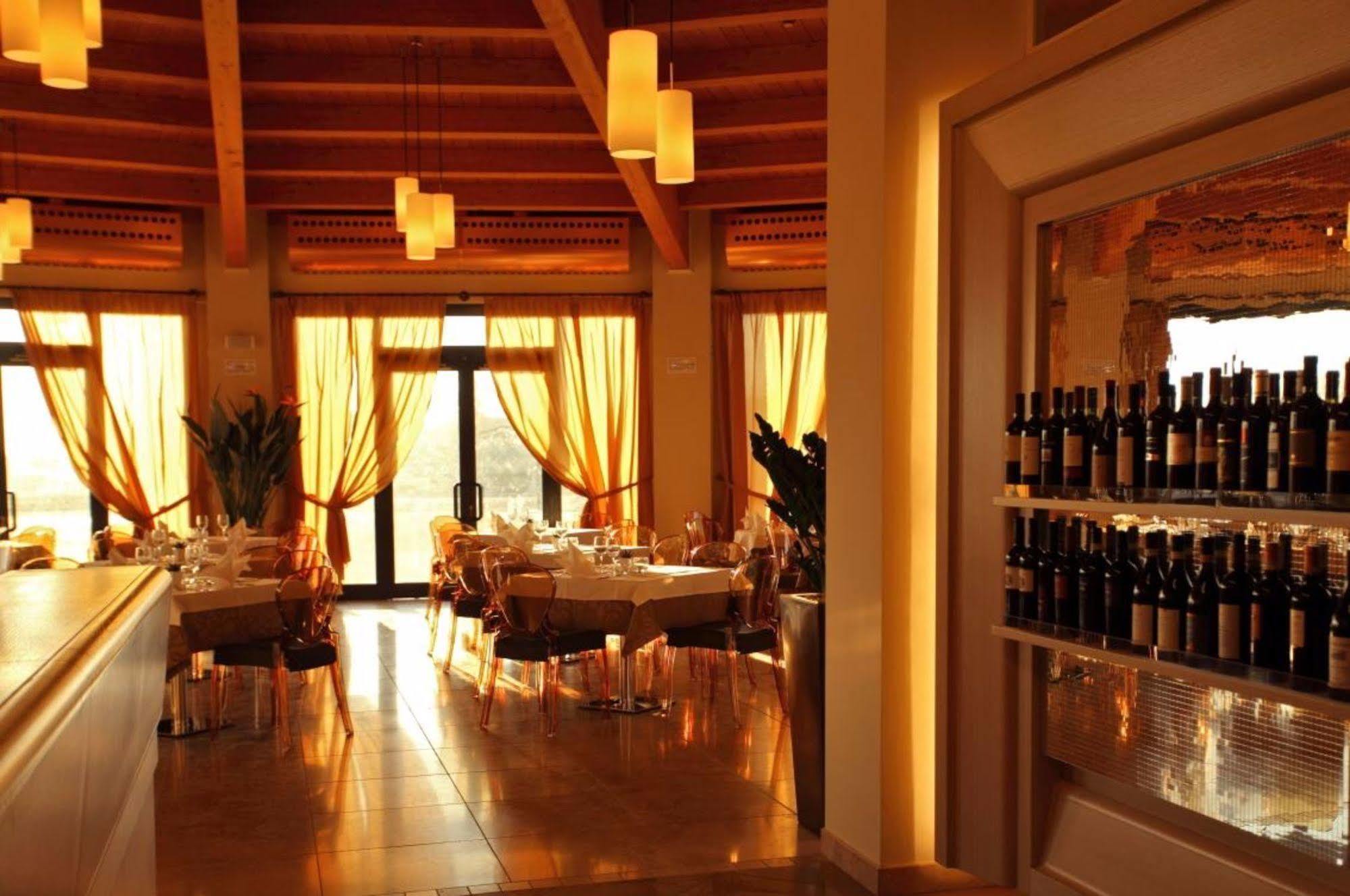 Grand Hotel Forlì Екстериор снимка